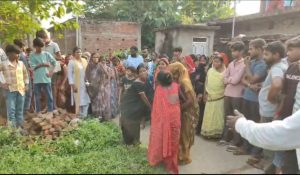 #crime #Gorakhpur #Maharajganj #Shyamdevrava #partawal #pardafasnews #suicide #deadbody