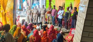 #ठूठीबारी #महराजगंज #मिशनशक्ति #मिशनशक्ति50 #ठूठीबारीपुलिस #महिलासुरक्षा #बालिकासुरक्षा #महिलासशक्तिकरण #एंटीरोमियो #लक्ष्मीपुरखुर्द #उत्तरप्रदेशपुलिस